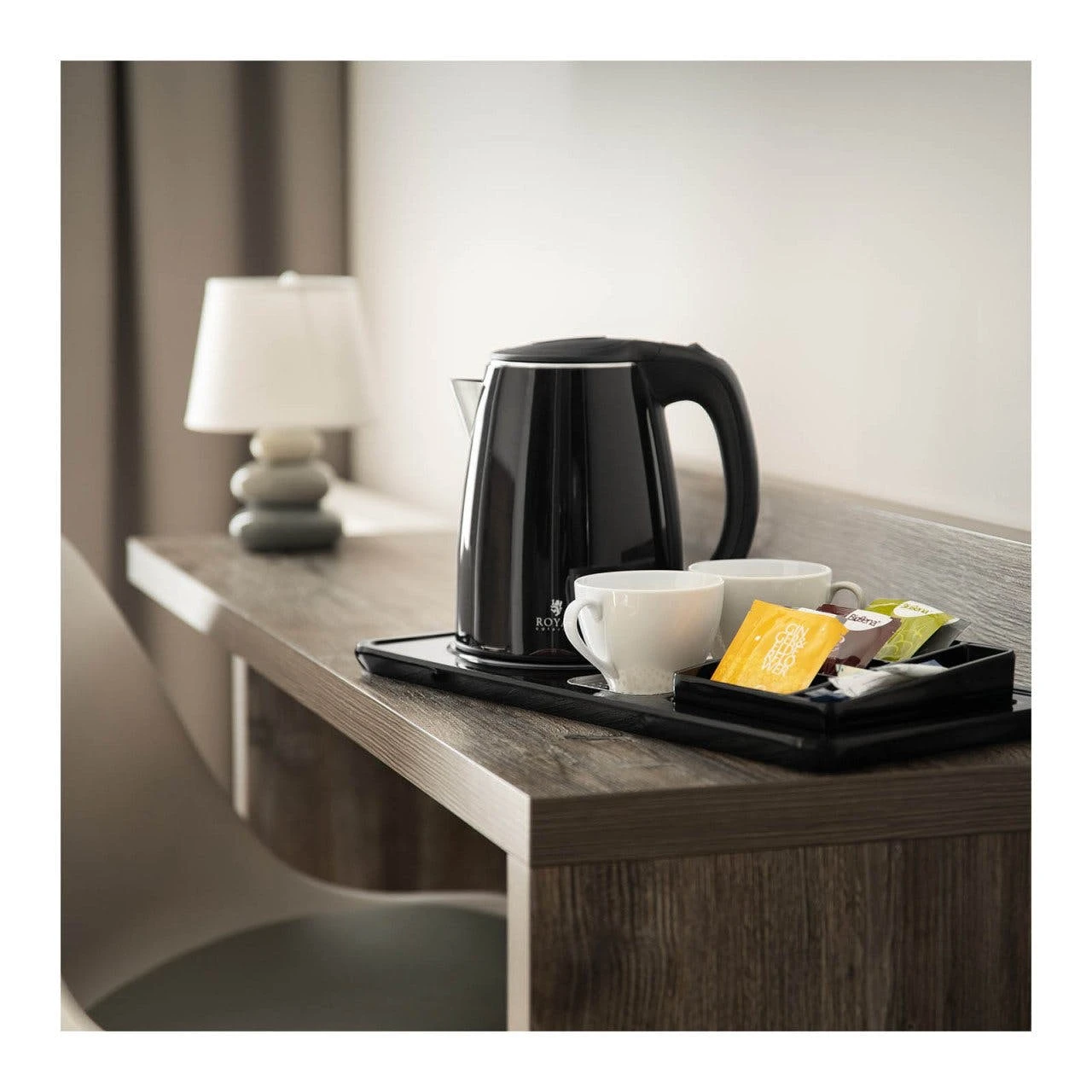 Royal-catering Royal Catering Wasserkocher - Kaffee- Und Teestation - 1,2 L - 1.550 W - Kabellos 4 Royal-catering Royal Catering Wasserkocher - Kaffee- Und Teestation - 1,2 L - 1.550 W - Kabellos – Bild 4